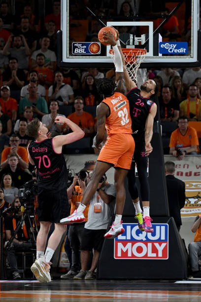 业联赛和地 业联赛和地