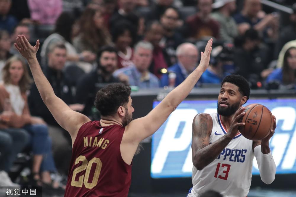 21个篮板 21个篮板