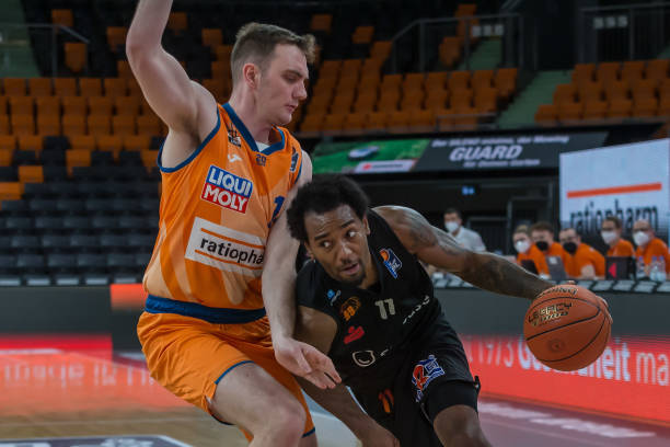 强队往往会 强队往往会