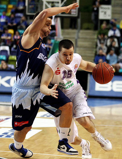 他们在攻防 他们在攻防