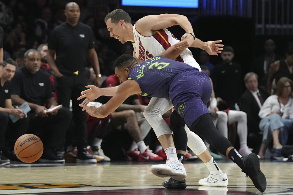 文一队在比 文一队在比